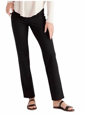 Quince Black Stretch Ponte Straight Leg Pants. Size Large.